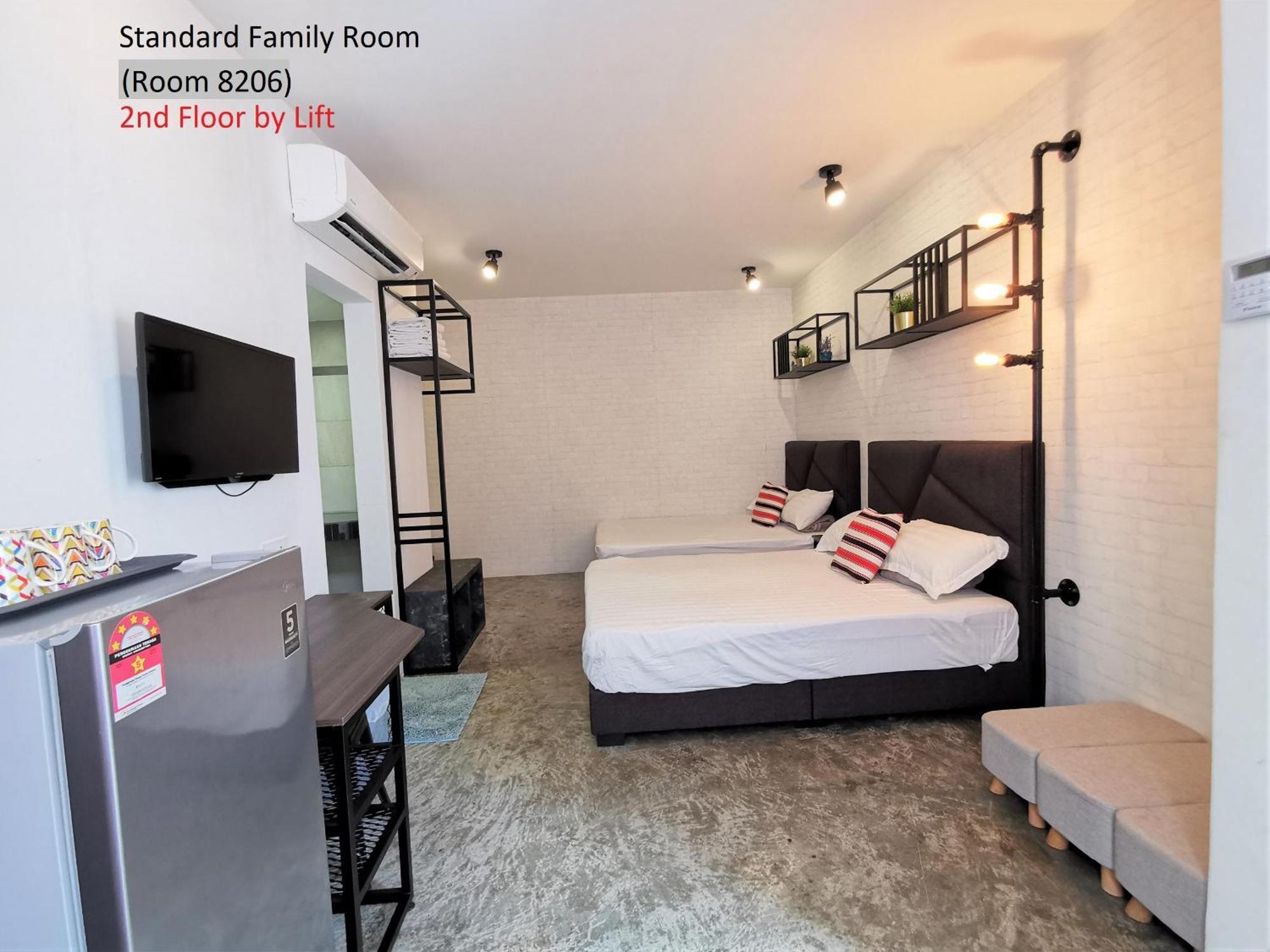 Mwv Family Suite Room Muar Exteriér fotografie