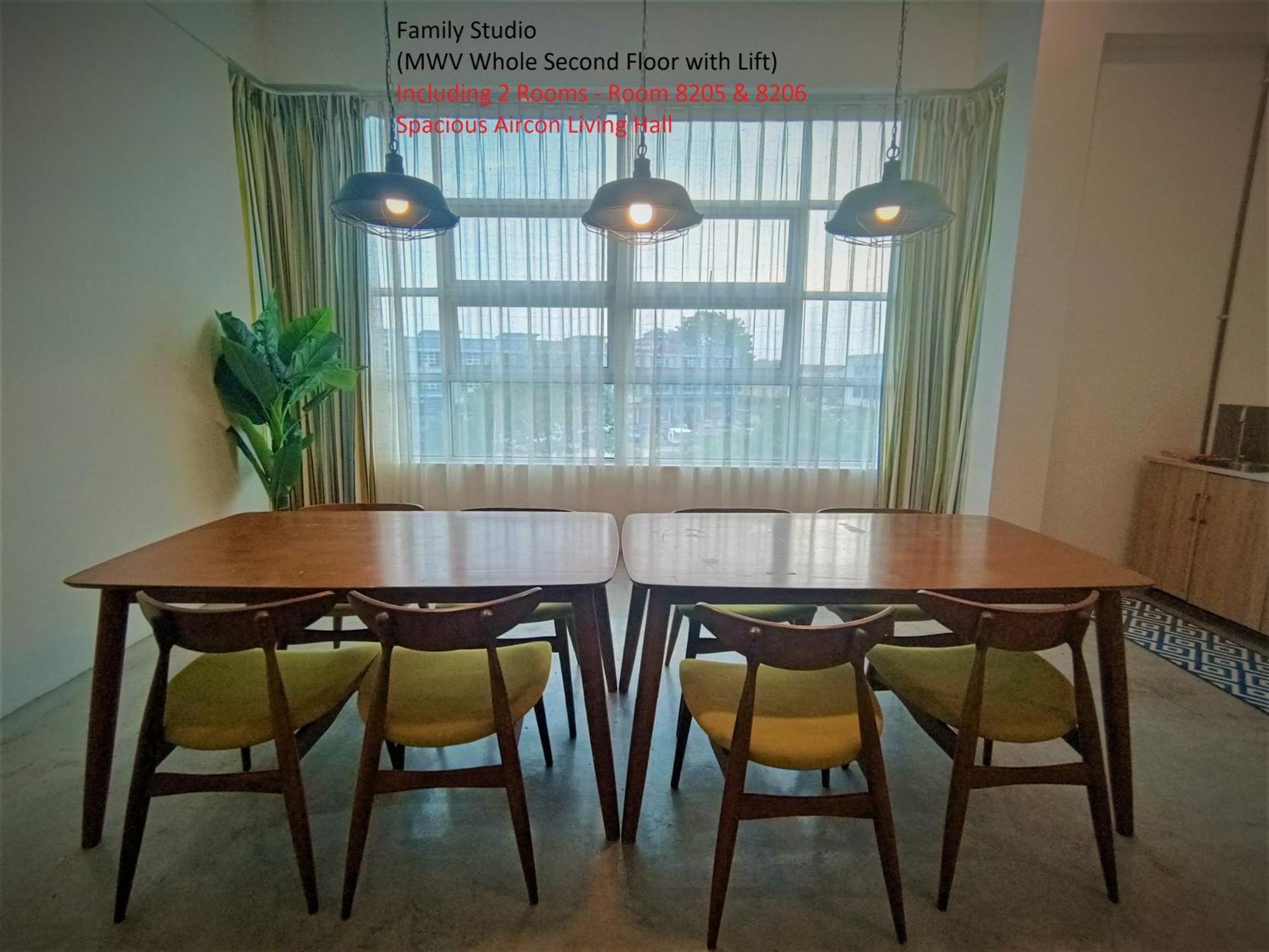Mwv Family Suite Room Muar Exteriér fotografie