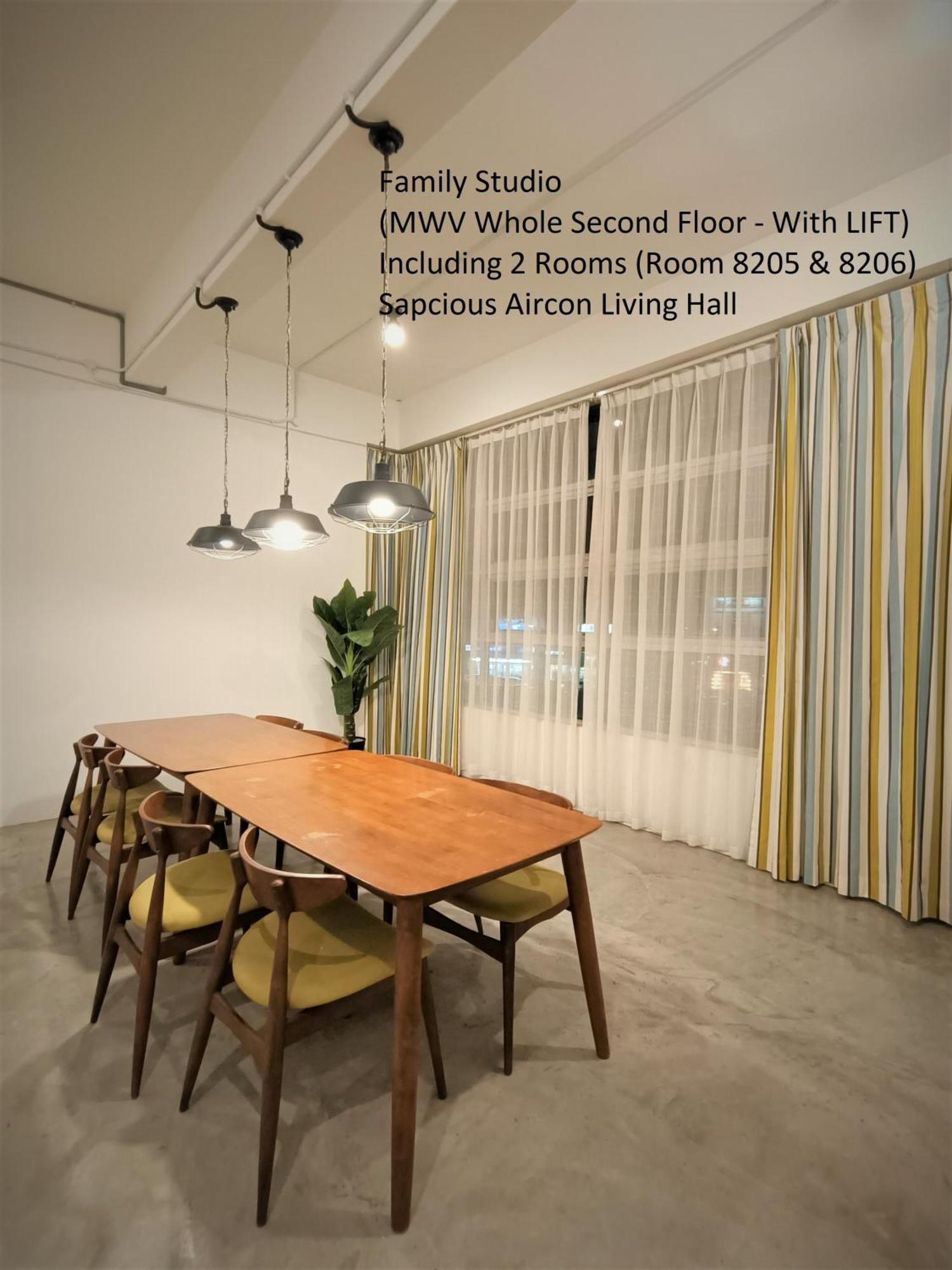 Mwv Family Suite Room Muar Exteriér fotografie