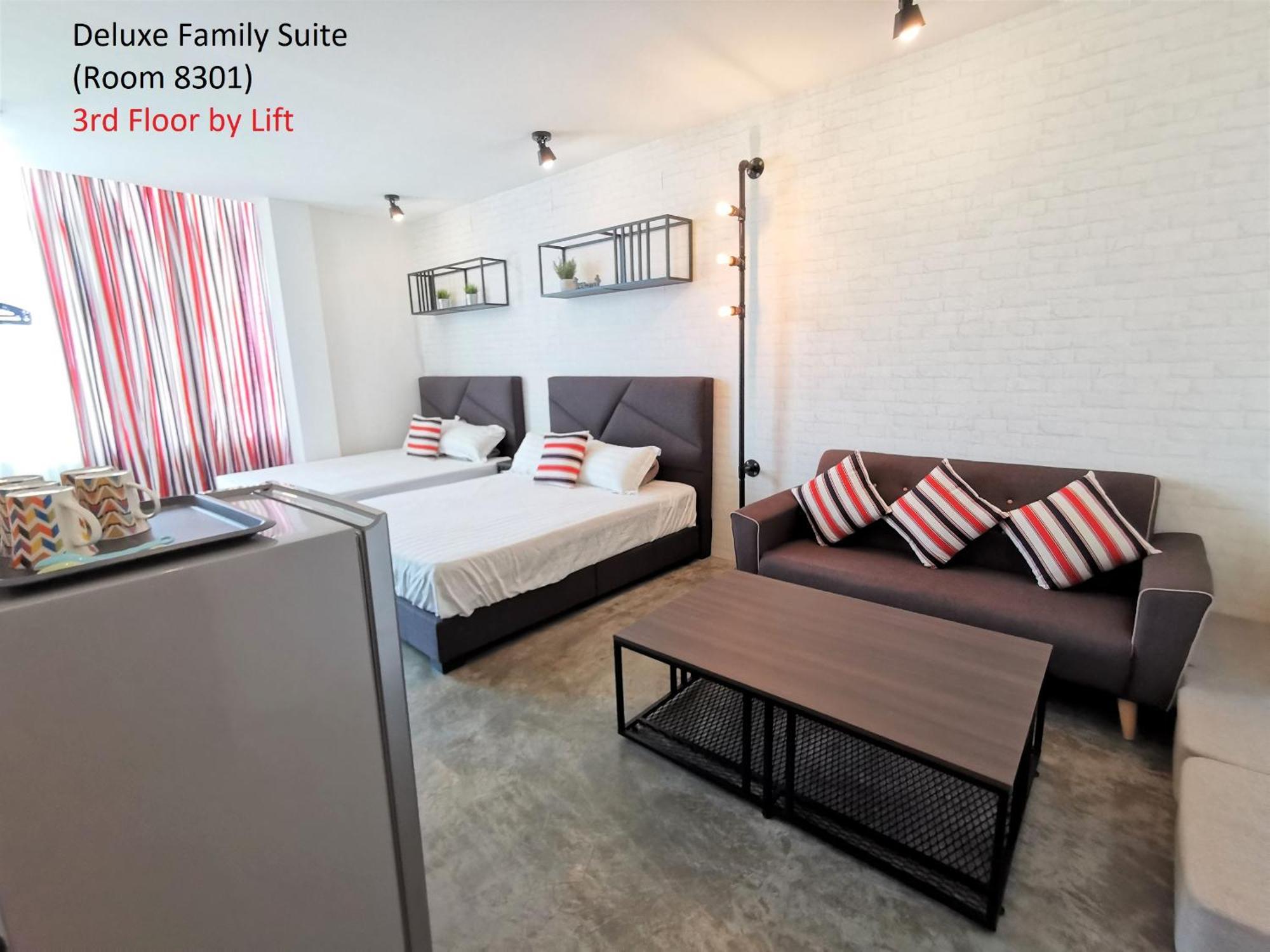 Mwv Family Suite Room Muar Exteriér fotografie