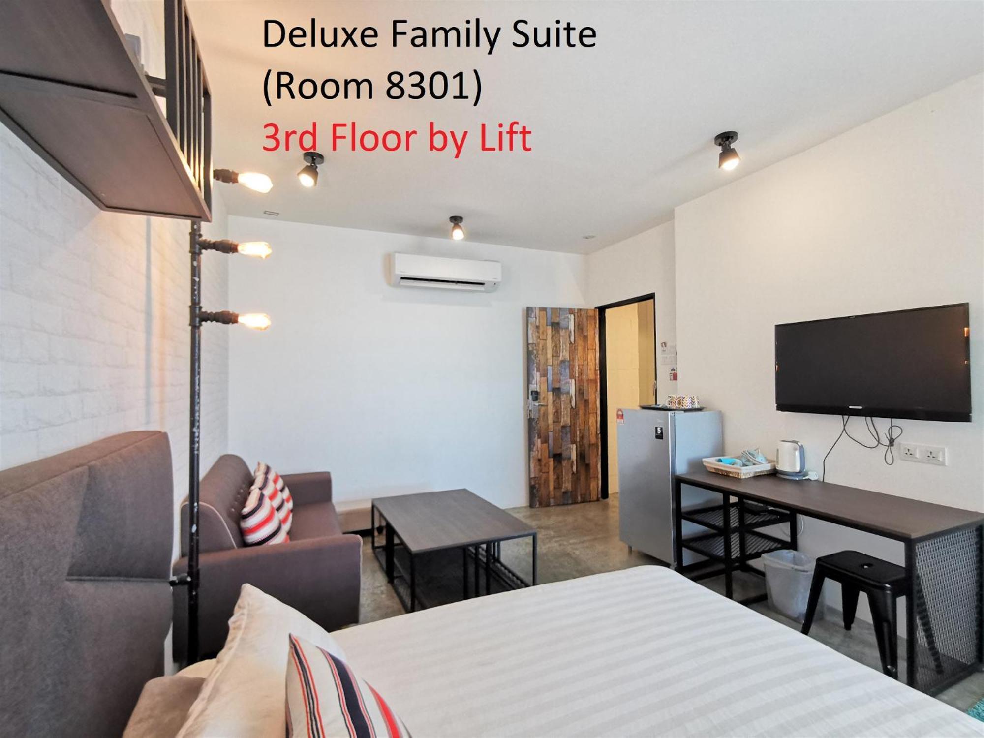 Mwv Family Suite Room Muar Exteriér fotografie