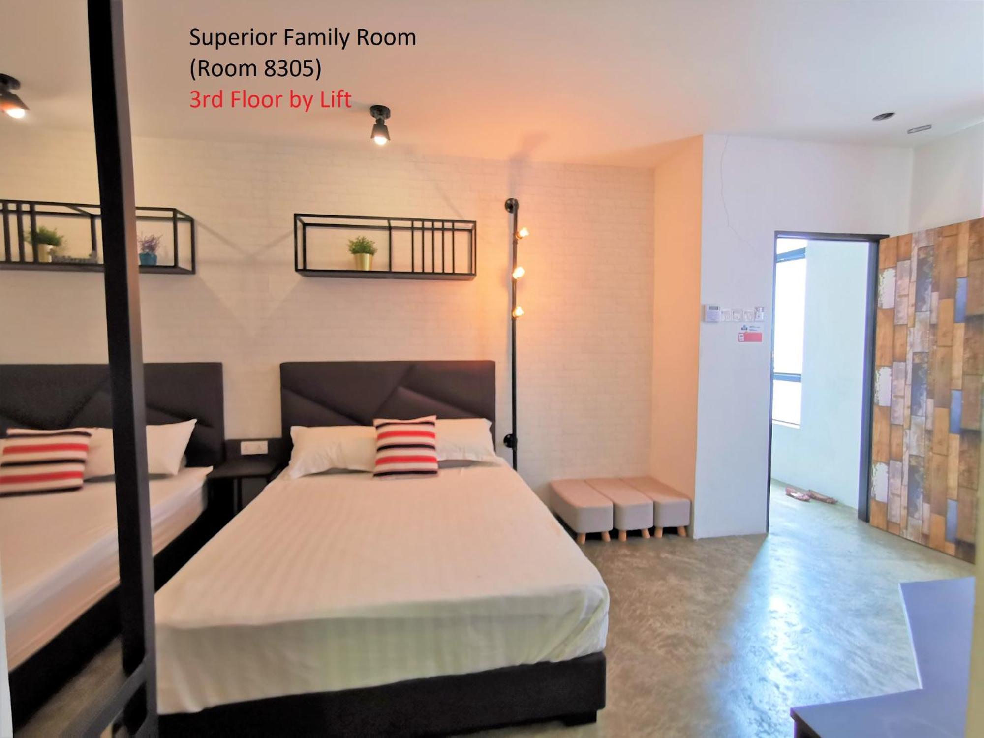 Mwv Family Suite Room Muar Exteriér fotografie