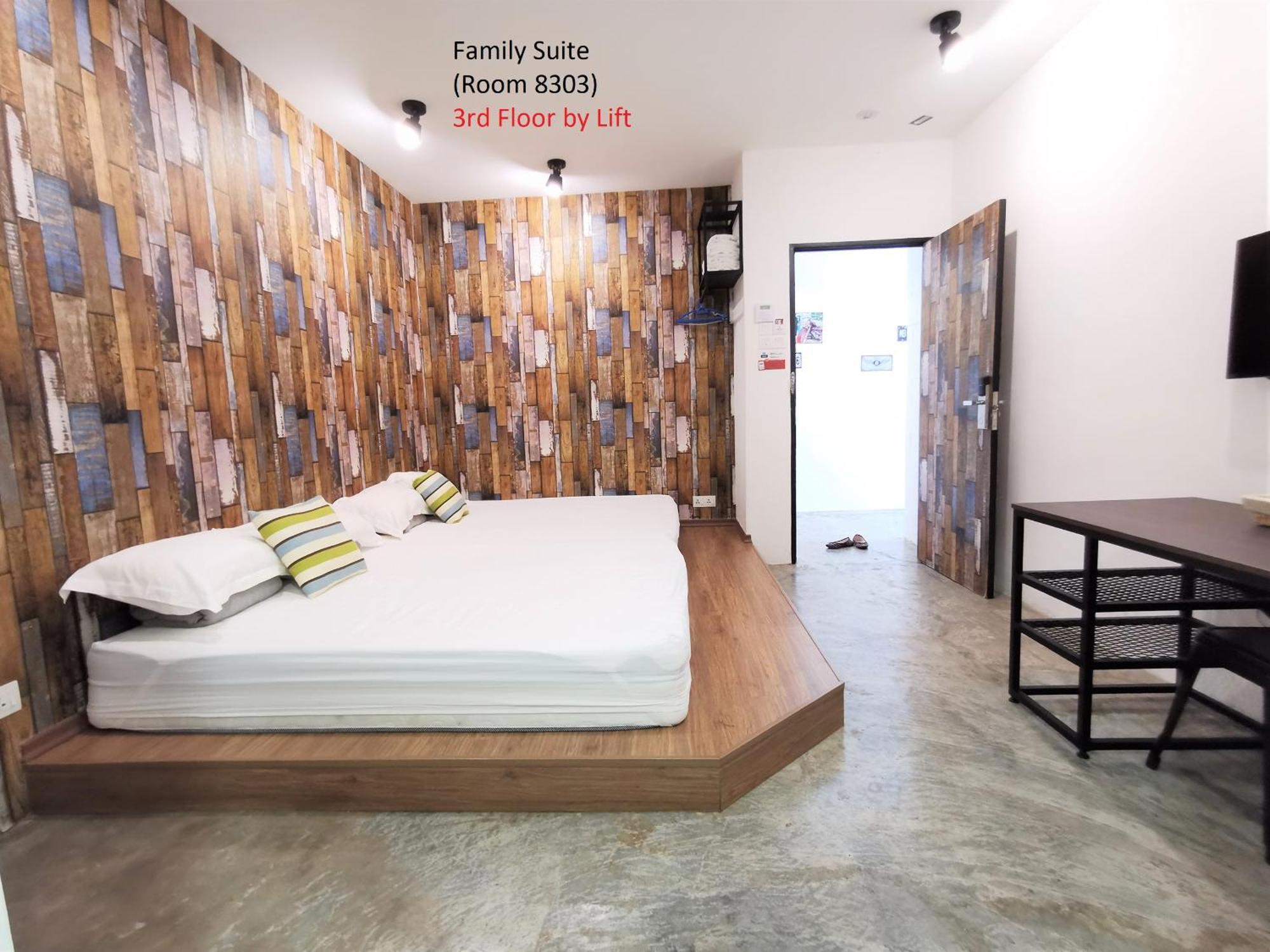 Mwv Family Suite Room Muar Exteriér fotografie