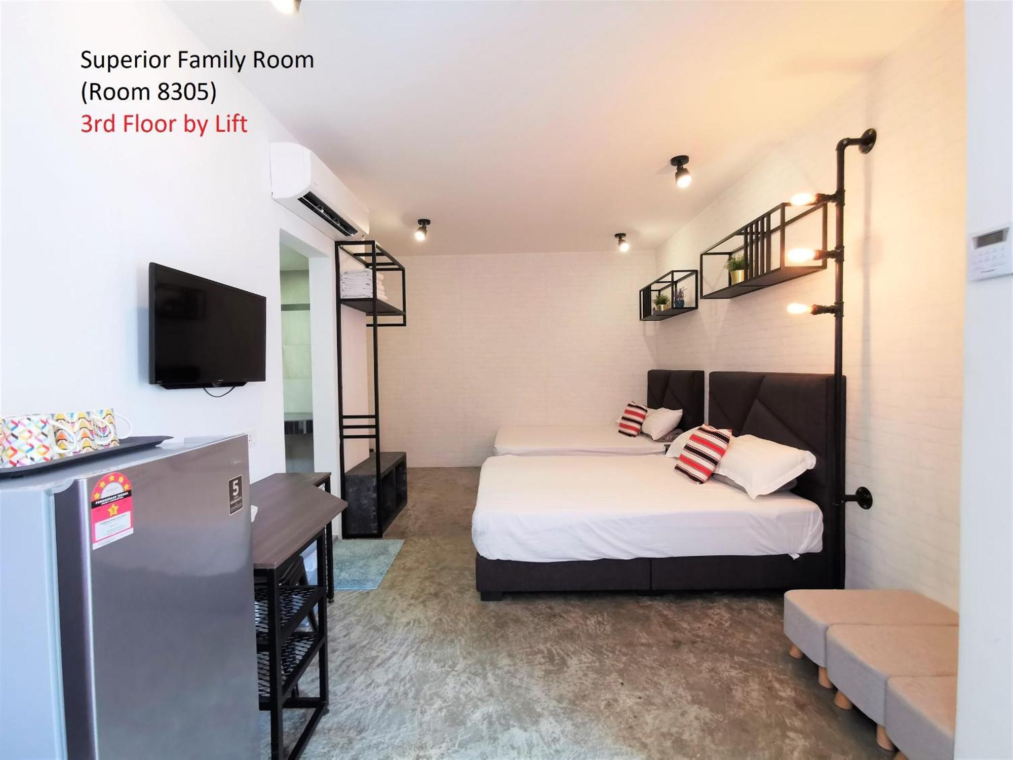 Mwv Family Suite Room Muar Exteriér fotografie