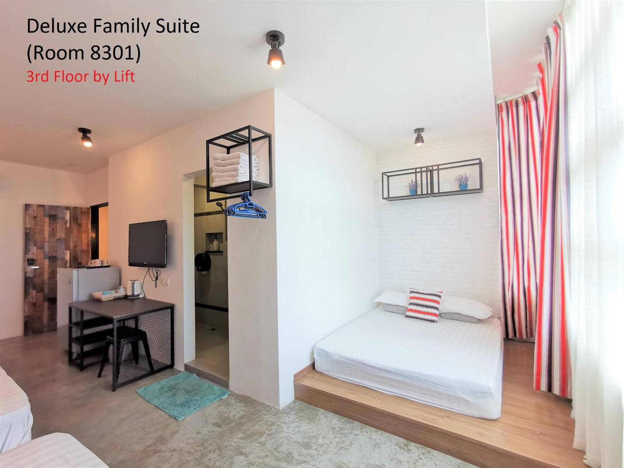 Mwv Family Suite Room Muar Exteriér fotografie