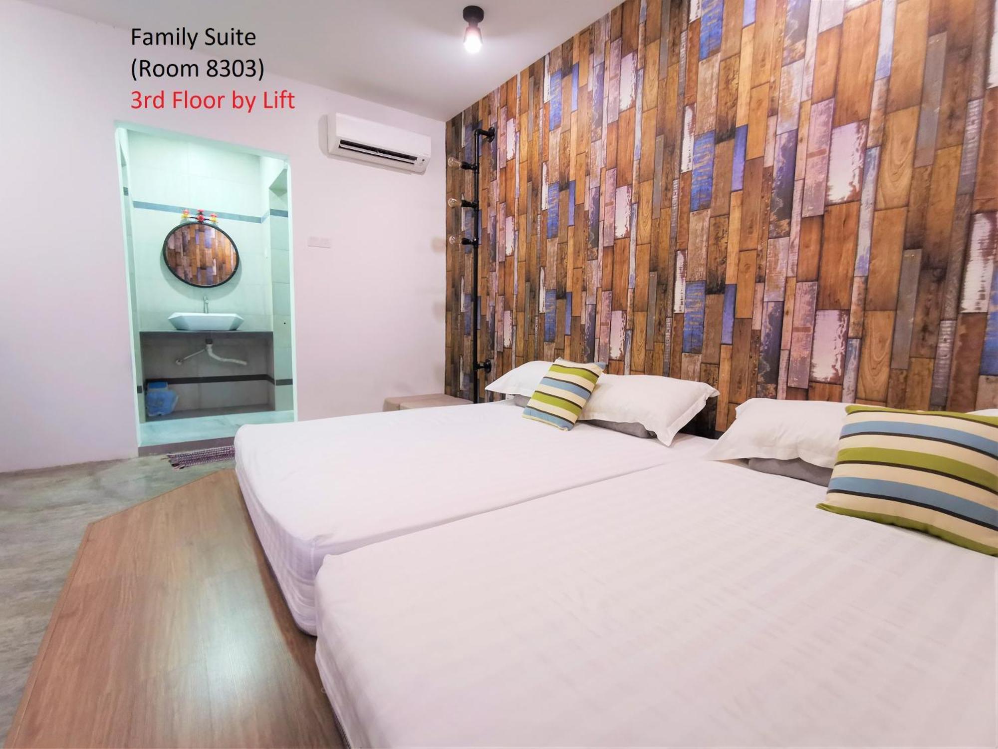 Mwv Family Suite Room Muar Exteriér fotografie