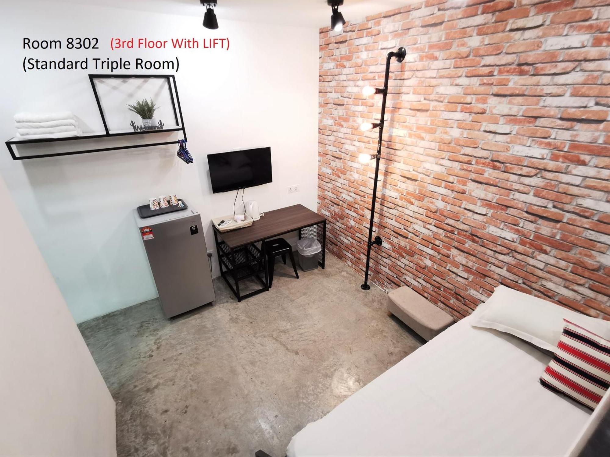 Mwv Family Suite Room Muar Exteriér fotografie